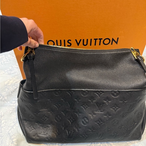 Louis Vuitton Black Monogram Shoulder Bag - Picture 3 of 6